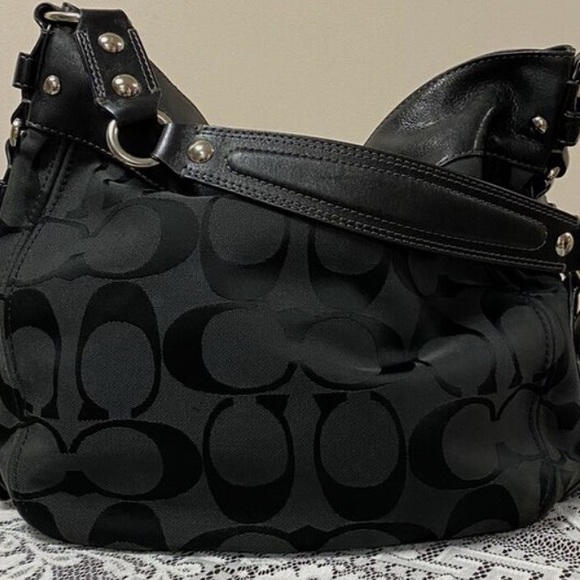Coach Classic Black Canvas/Leather Signature C Print Shoulder Bag - Picture 8 of 9